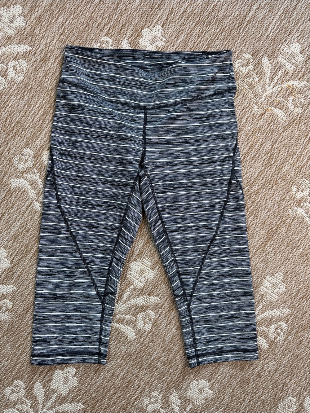 Zella Gray Striped Capri Leggings